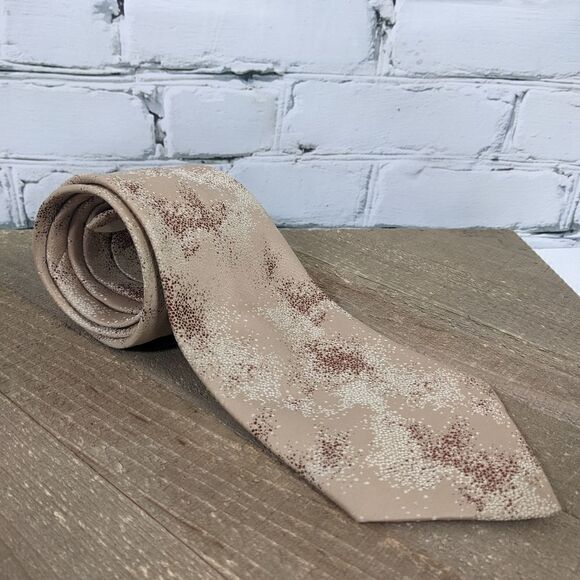 Vintage men's necktie 1970s Pierre Cavet Paris wide - Picture 7 of 7